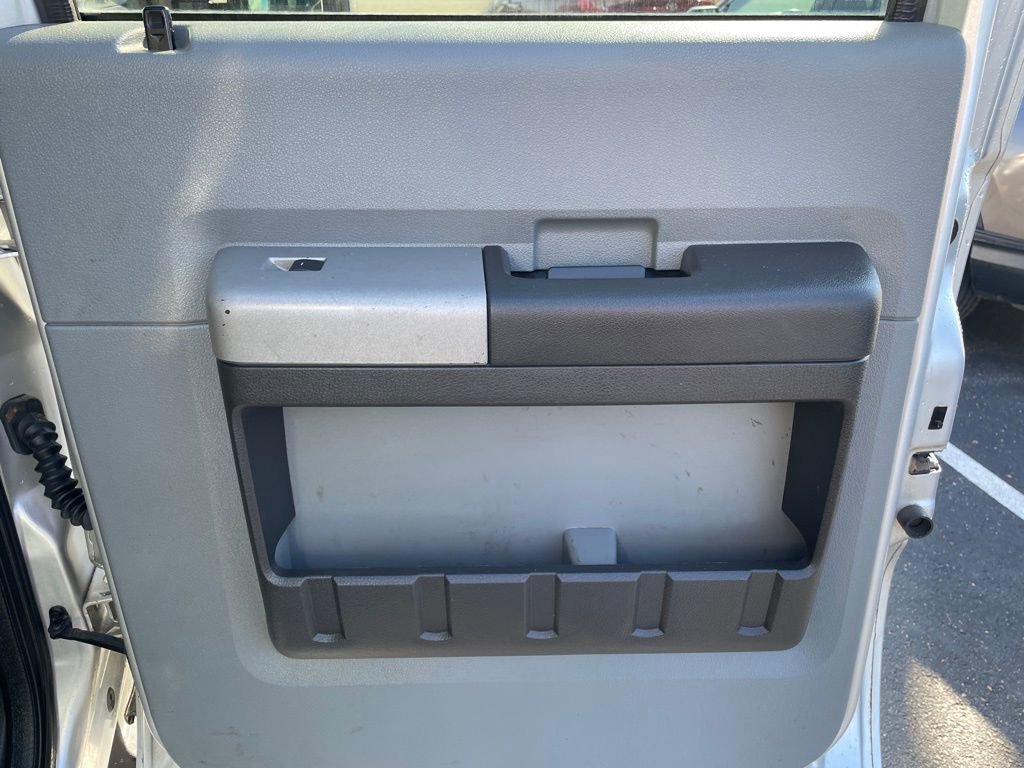 Used 2015 Ford F250 XLT w/ XLT Premium Package image 12