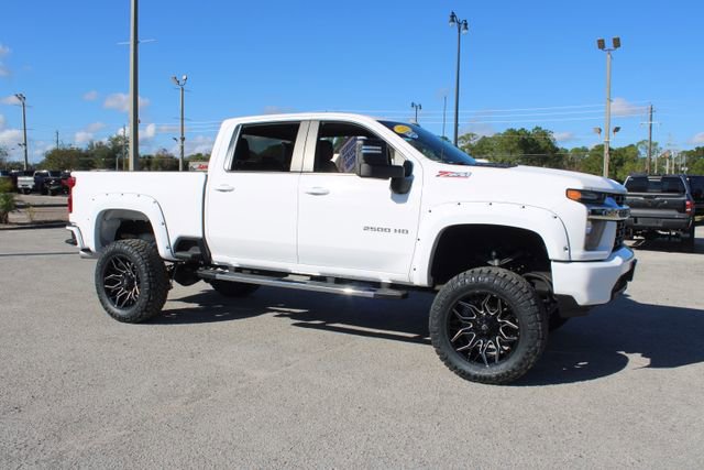 Used 2023 Chevrolet Silverado 2500 LT image 14