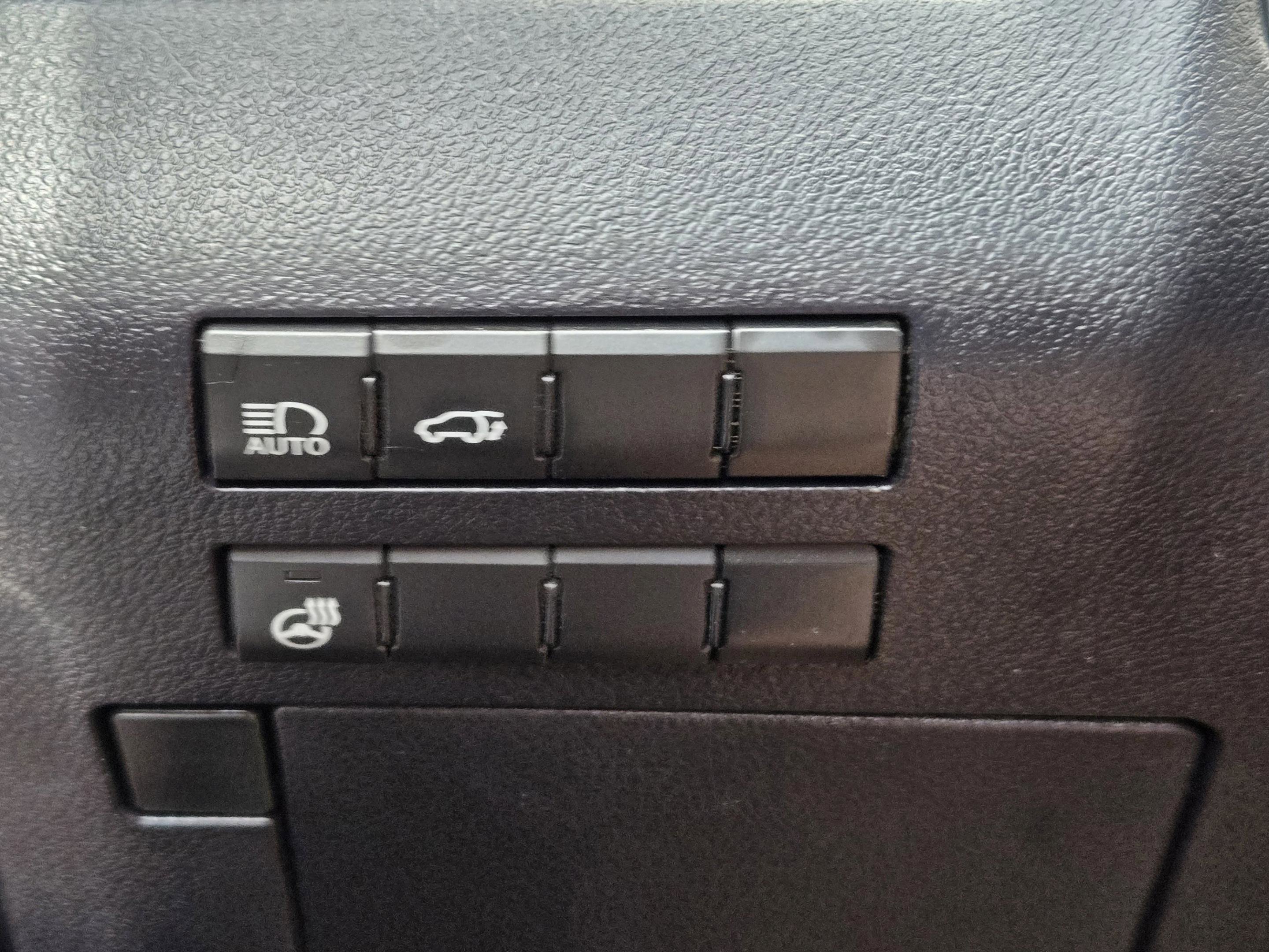 Used 2016 Lexus RX 350 FWD w/ Premium Package image 18