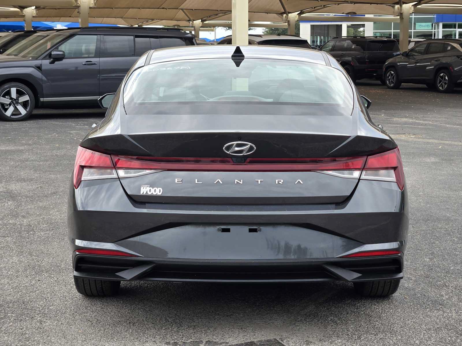 Used 2023 Hyundai Elantra SEL w/ Convenience Package FWD image 5