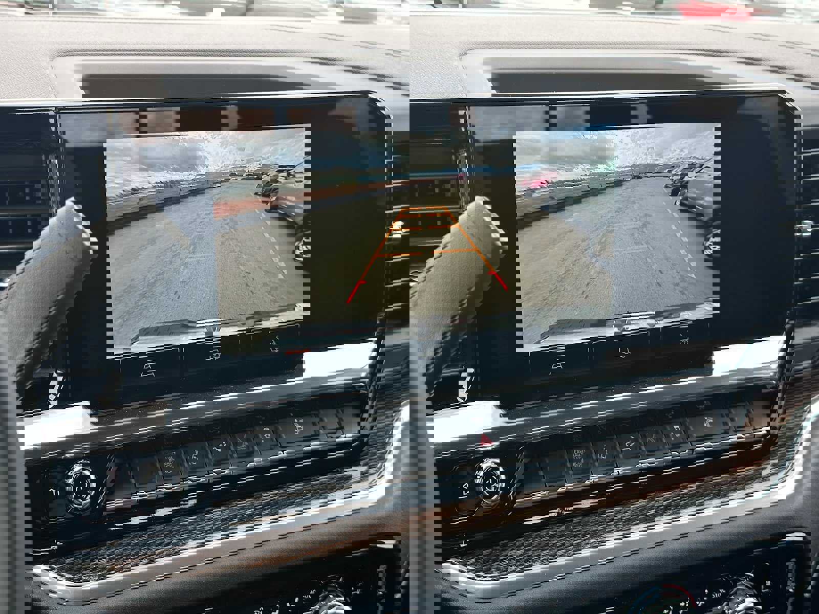 New 2025 GMC Sierra 2500 SLE w/ Preferred Package image 30