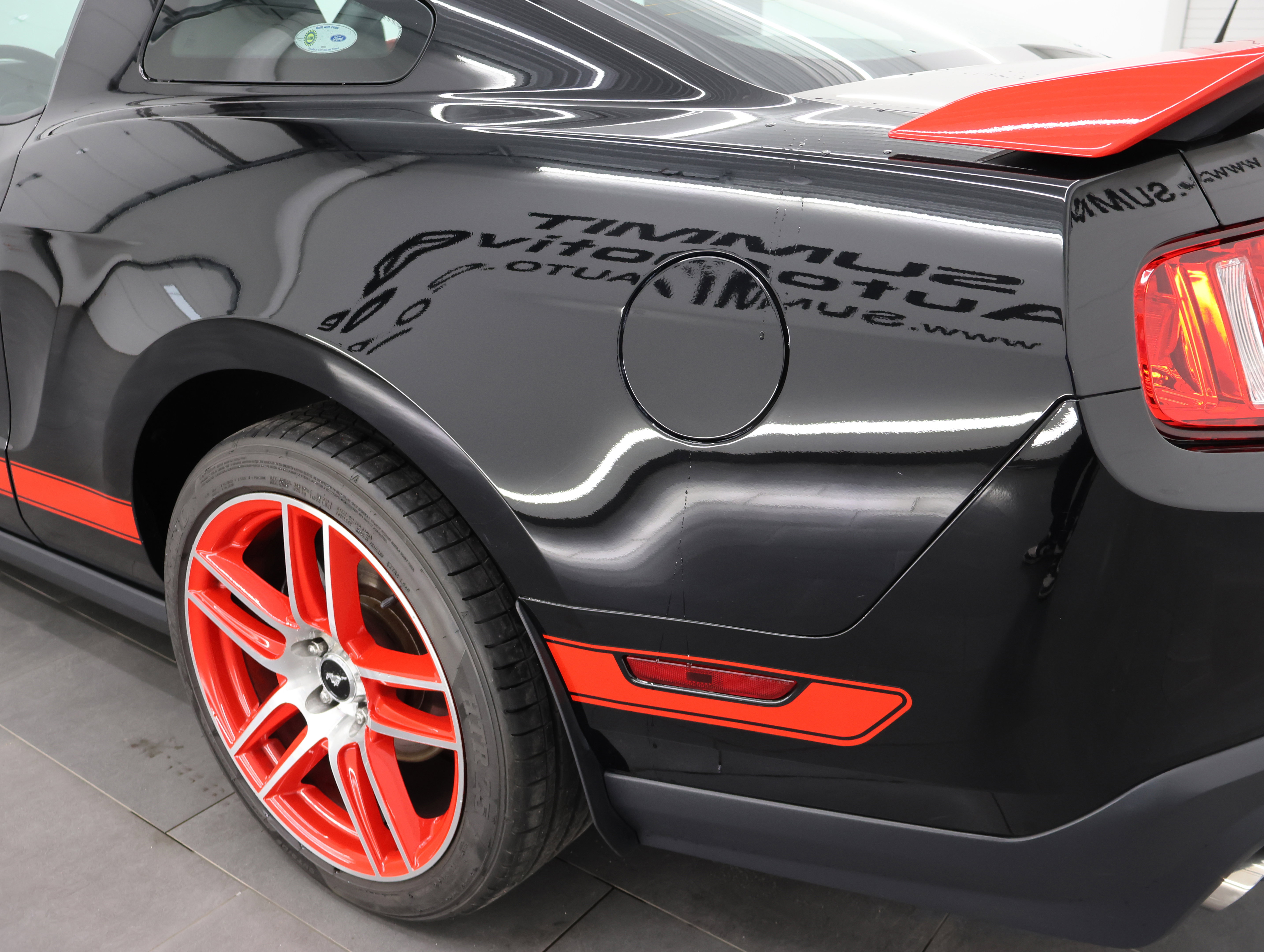 Used 2012 Ford Mustang Boss 302 RWD image 32