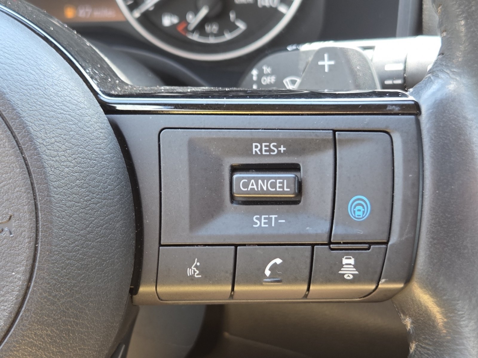 Used 2022 Nissan Rogue SV w/ SV Premium Package AWD/4WD image 13