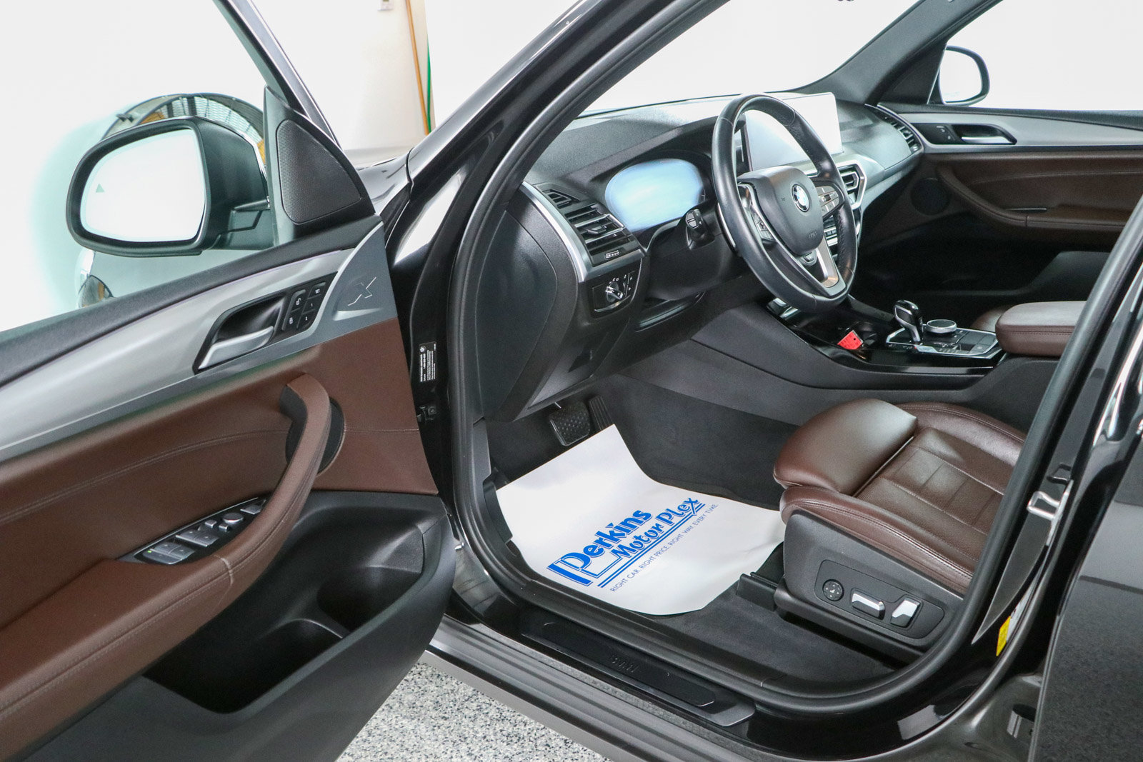 Used 2022 BMW X3 sDrive30i w/ Premium Package 2 RWD image 3