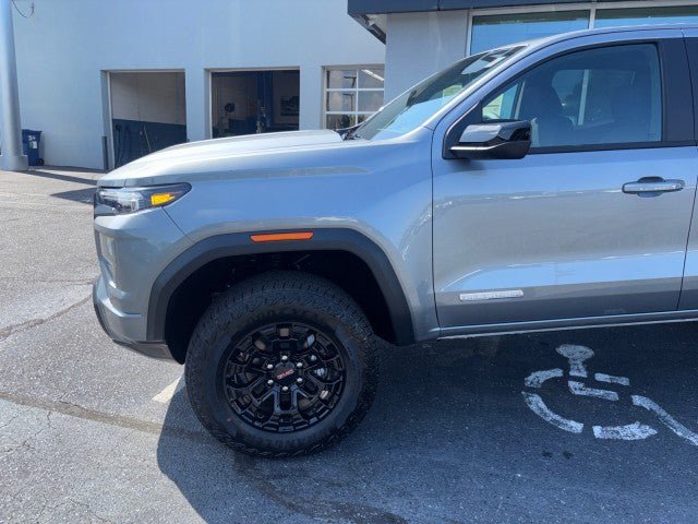 New 2026 GMC Canyon Elevation w/ Convenience Package RWD image 7