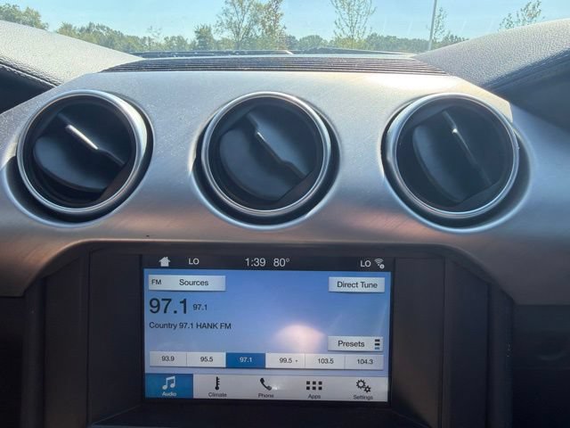 Used 2018 Ford Mustang Premium RWD image 27