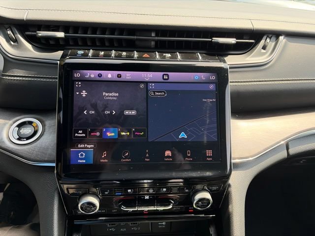 Certified 2023 Jeep Grand Cherokee Overland w/ Luxury Tech Group IV AWD/4WD image 21