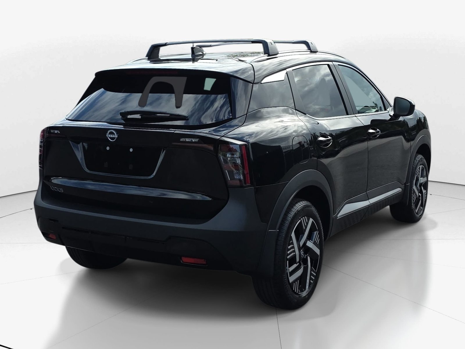 New 2027 Nissan Kicks SV FWD image 5