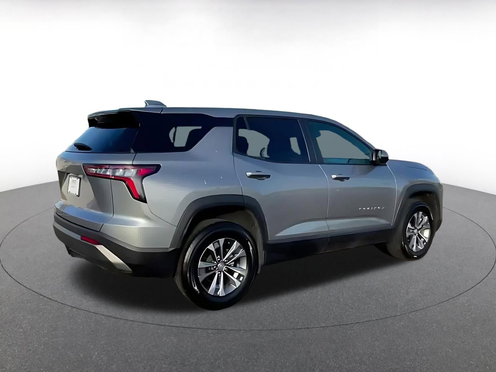 Used 2025 Chevrolet Equinox LT image 10