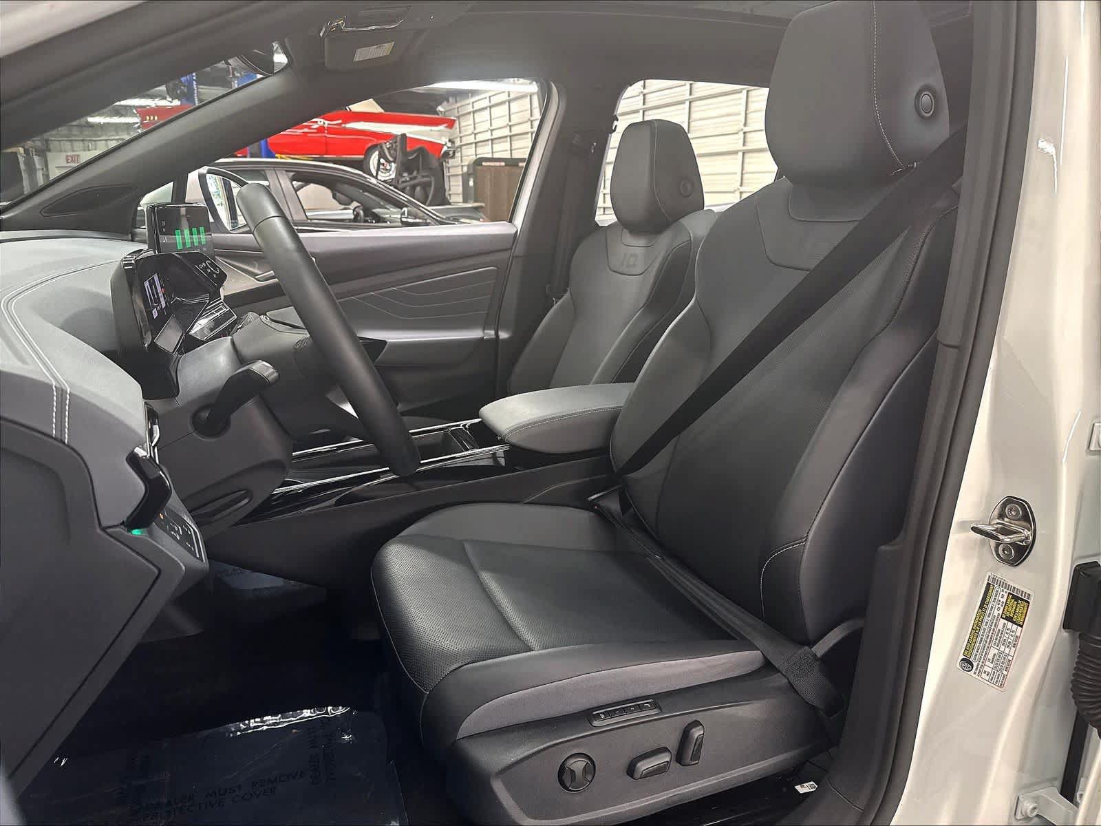 Used 2023 Volkswagen ID.4 S RWD image 24