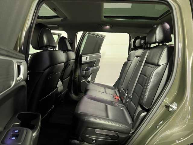 Used 2024 Hyundai Santa Fe Limited image 23