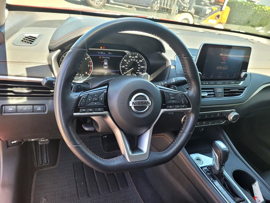 Used 2020 Nissan Altima 2.5 SR w/ Premium Package FWD image 6