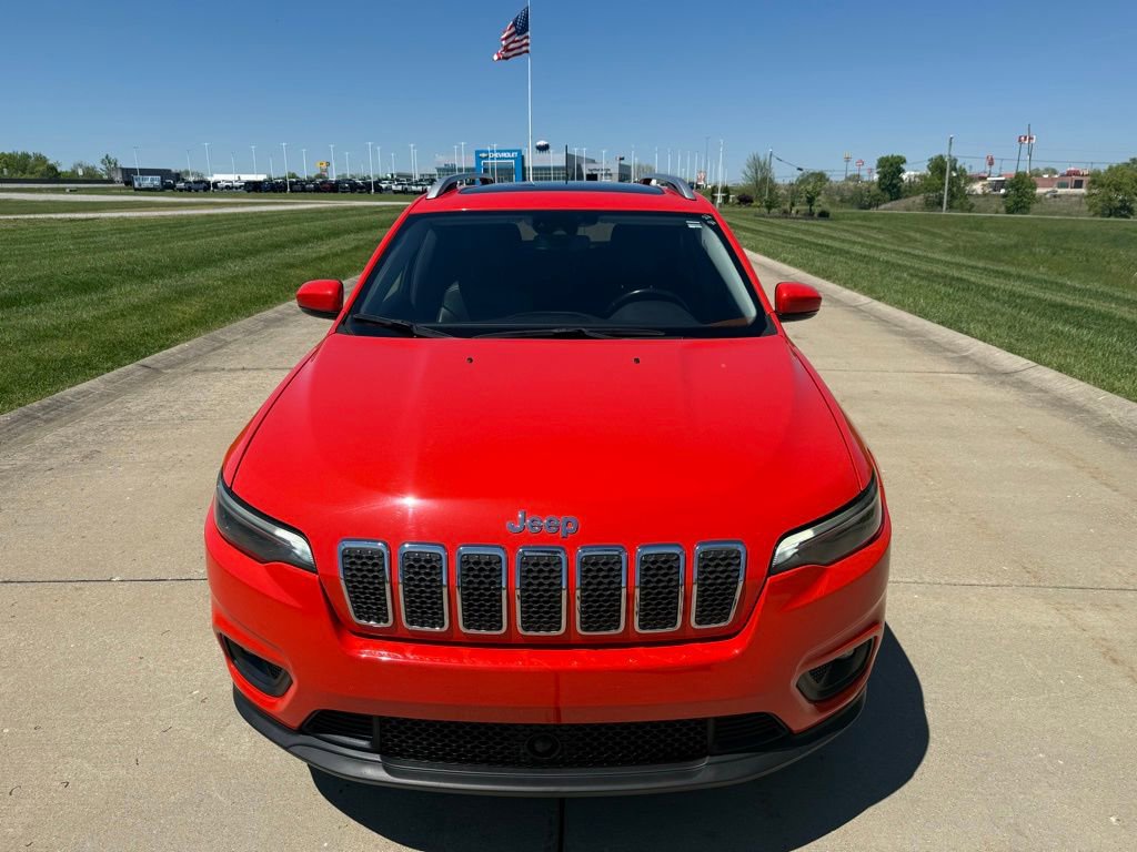 Used 2021 Jeep Cherokee Latitude Plus w/ Sun & Sound Group AWD/4WD image 11