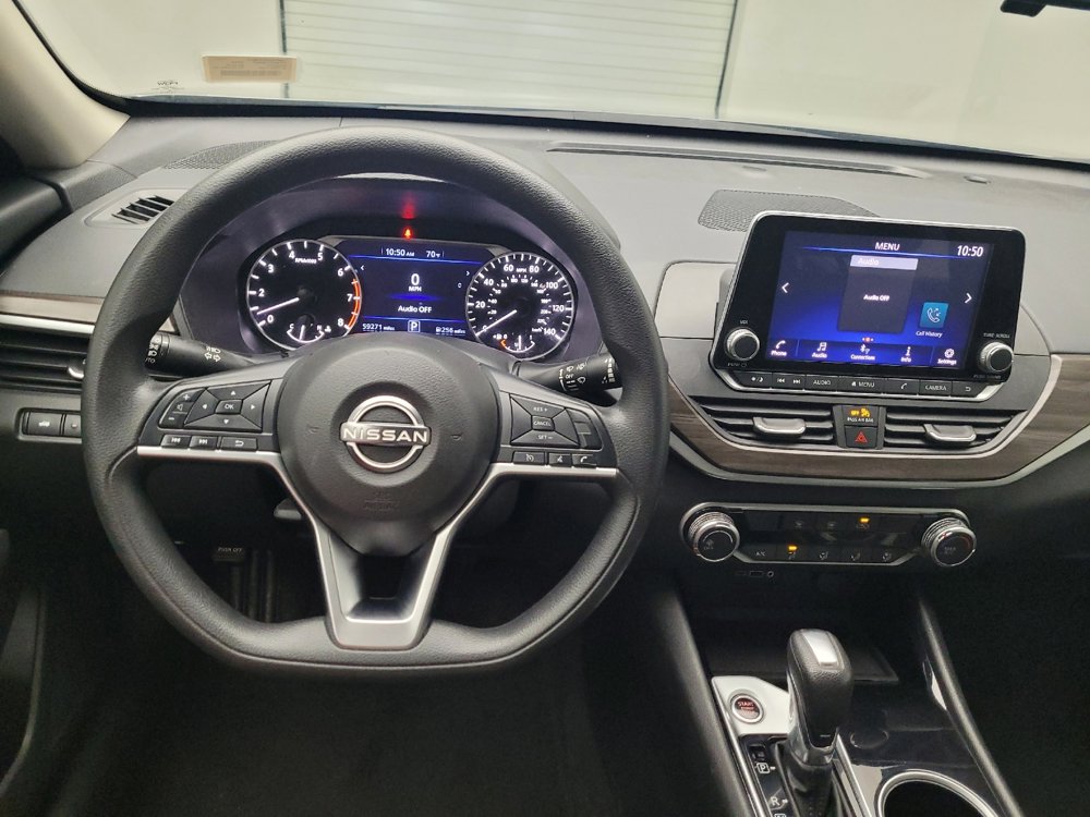Used 2024 Nissan Altima 2.5 SV image 22