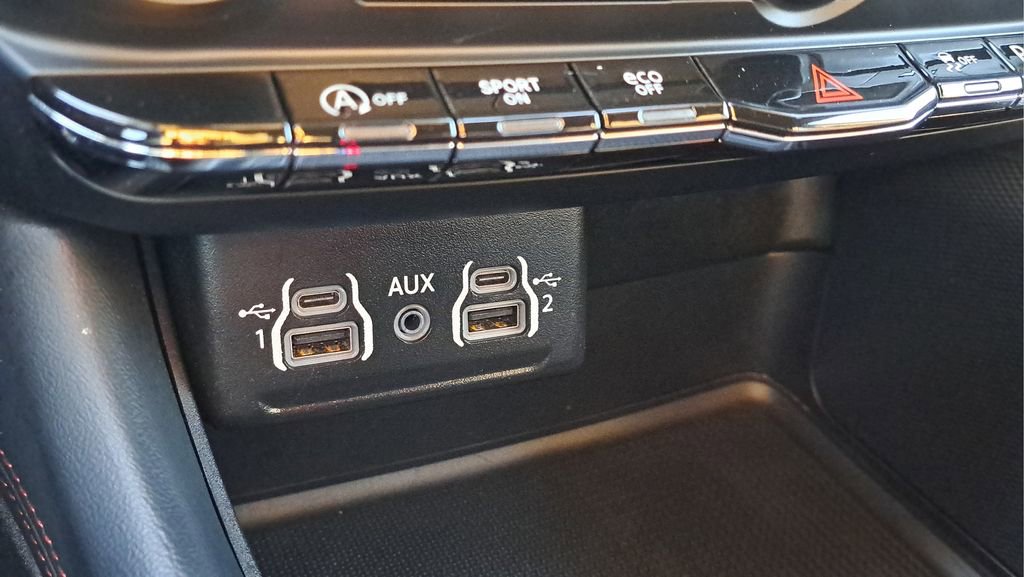 Used 2024 Dodge Durango GT image 28