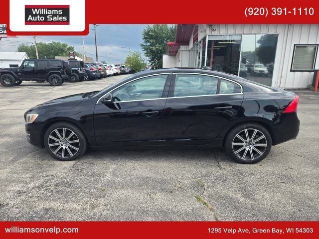 Used 2017 Volvo S60 T5 Inscription AWD/4WD image 7