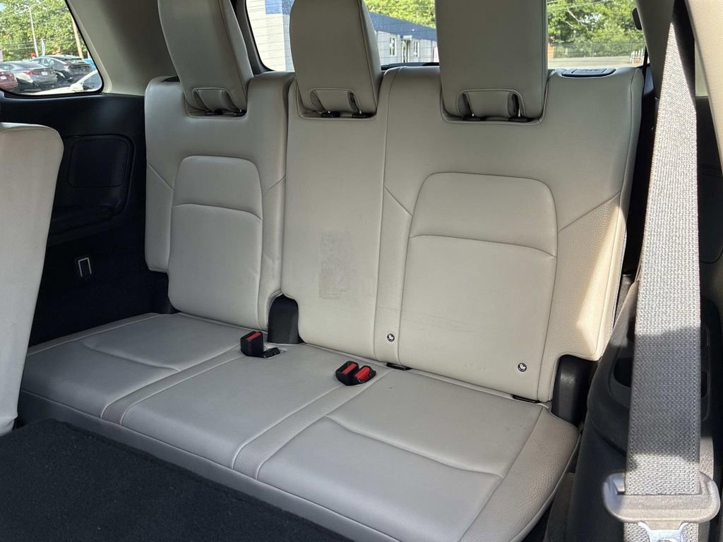 Certified 2022 Nissan Pathfinder SL AWD/4WD image 12