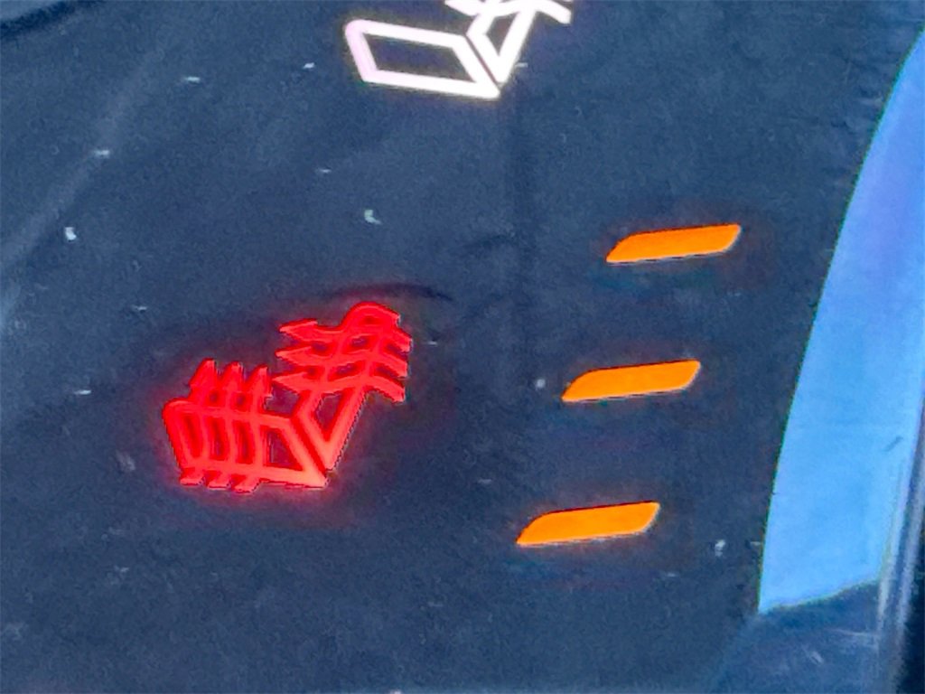 Used 2018 Cadillac Escalade ESV Platinum image 21