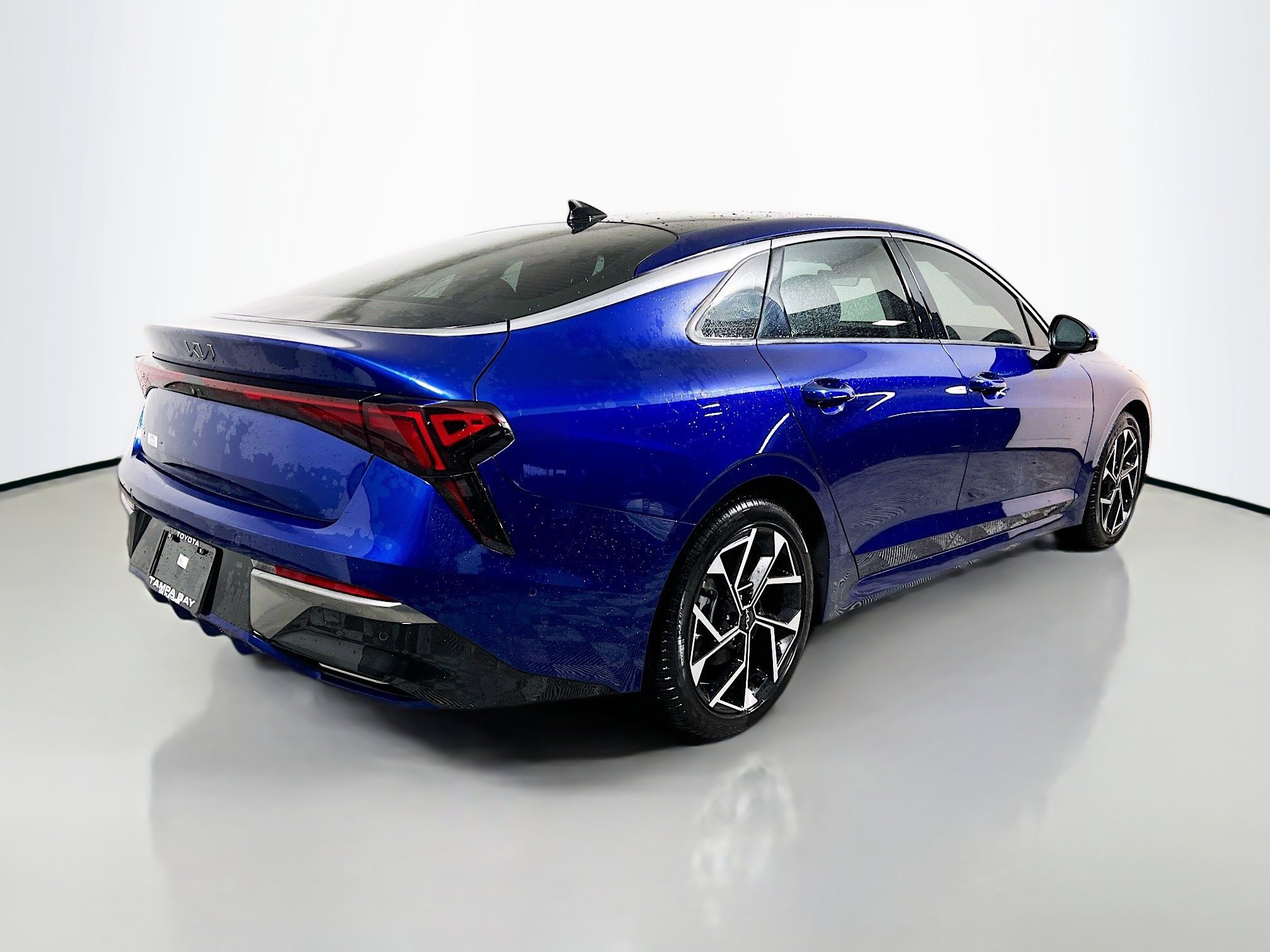 Used 2025 Kia K5 EX image 4