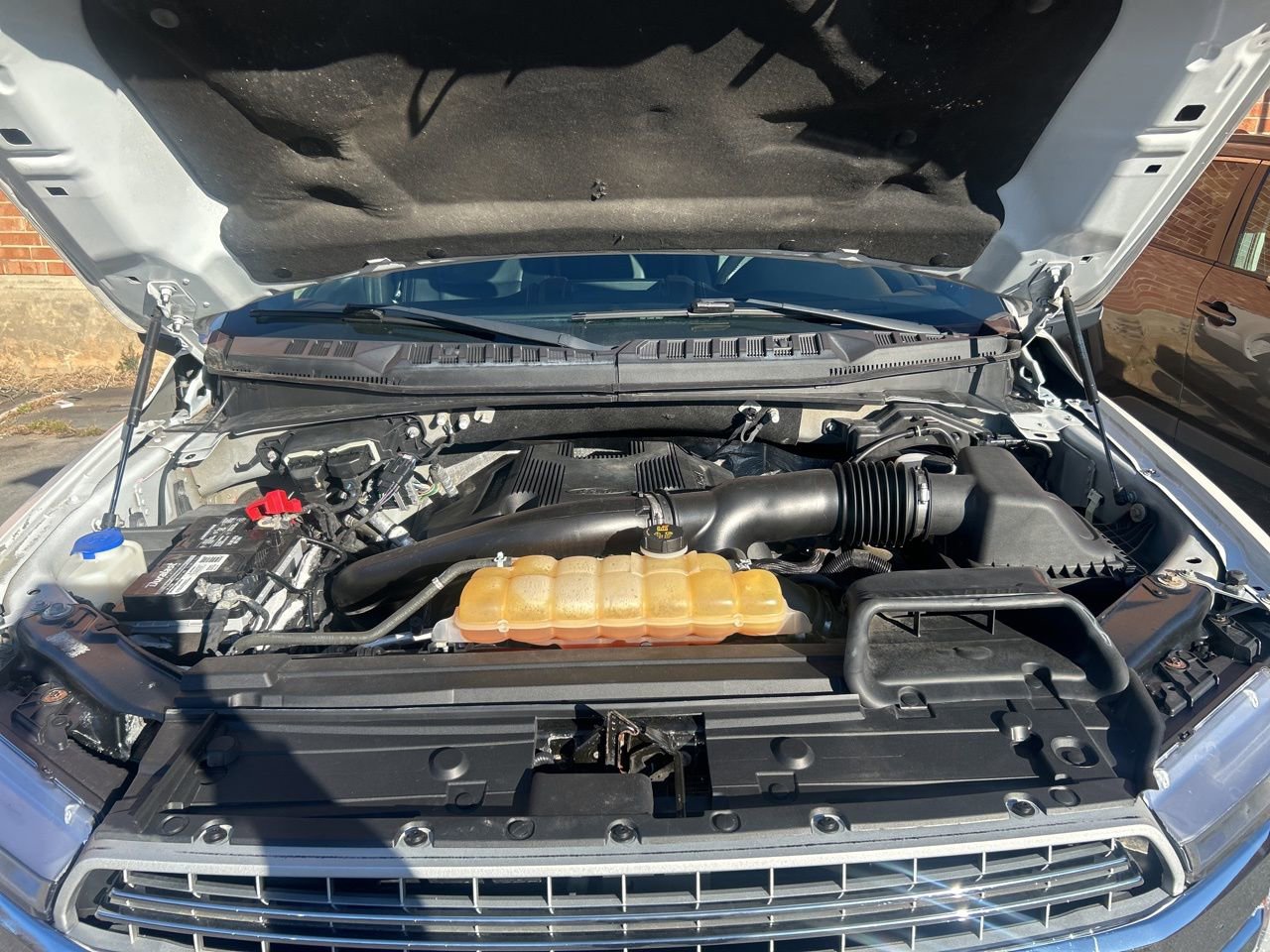 Used 2018 Ford F150 Lariat image 12