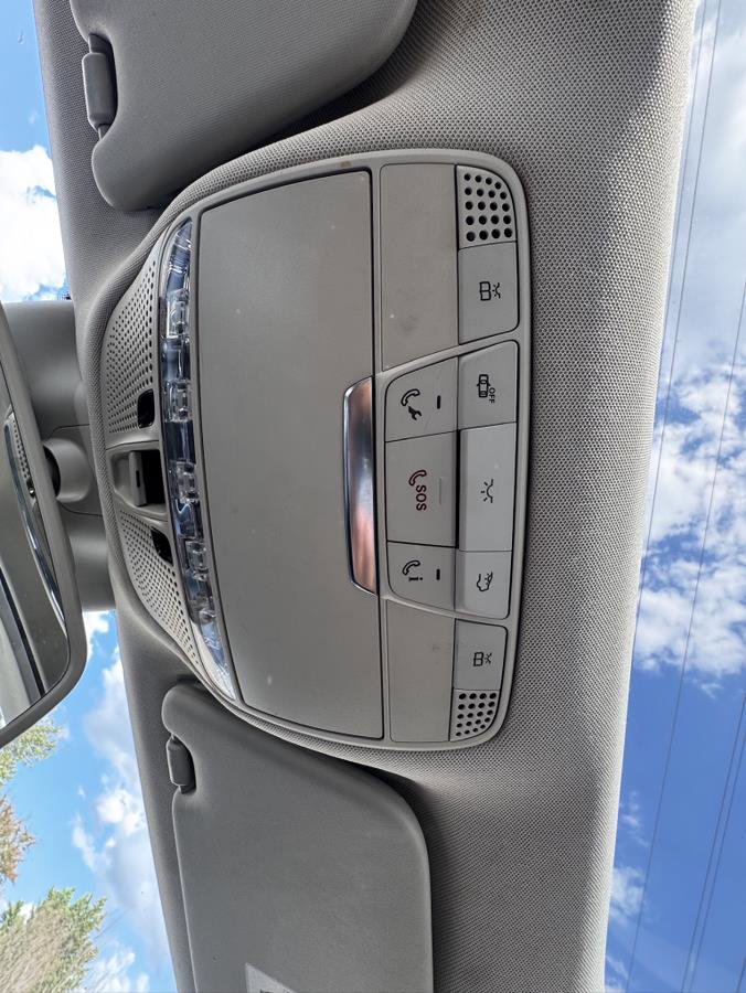 Used 2017 Mercedes-Benz C 300 4MATIC Sedan w/ Premium 1 Package image 37