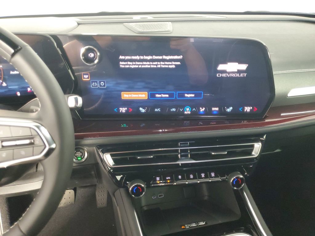 New 2026 Chevrolet Traverse Z71 w/ Enhanced Driving Package AWD/4WD image 16