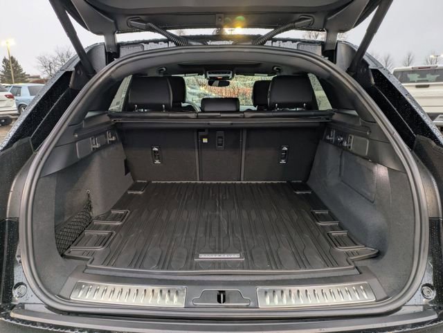 New 2026 Land Rover Range Rover Velar Dynamic SE image 16
