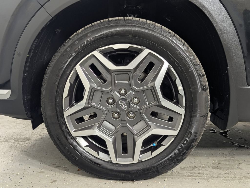 Certified 2023 Hyundai Santa Fe Limited image 9