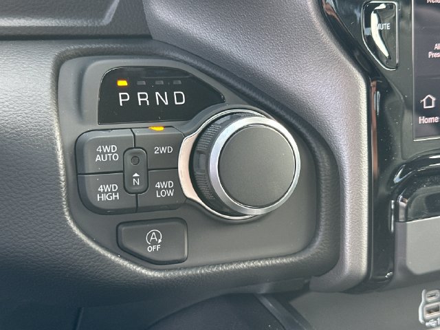 New 2027 RAM 1500 4x4 Crew Cab image 21