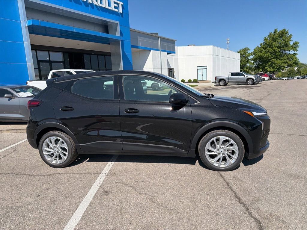 New 2027 Chevrolet Bolt LT w/ Comfort Package FWD image 2