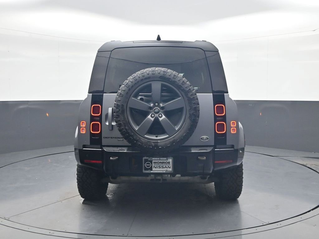 Used 2022 Land Rover Defender 110 X-Dynamic SE image 7