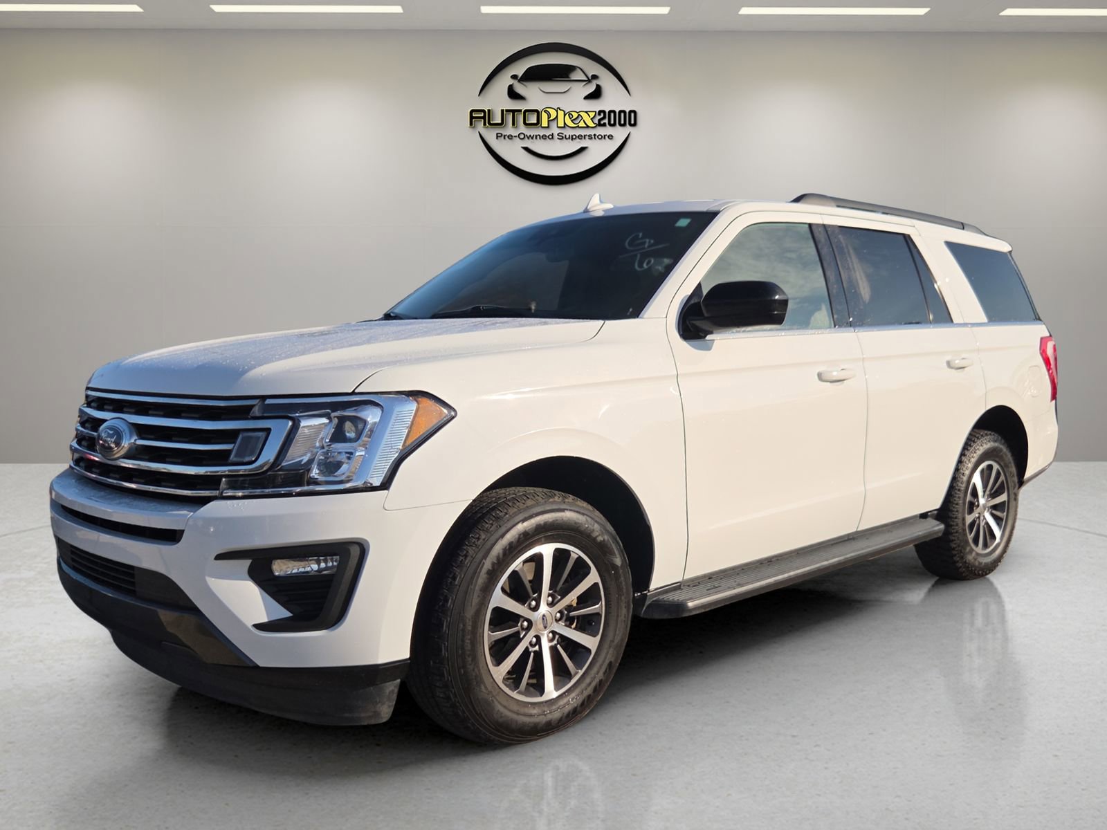 Used 2020 Ford Expedition XL RWD image 3
