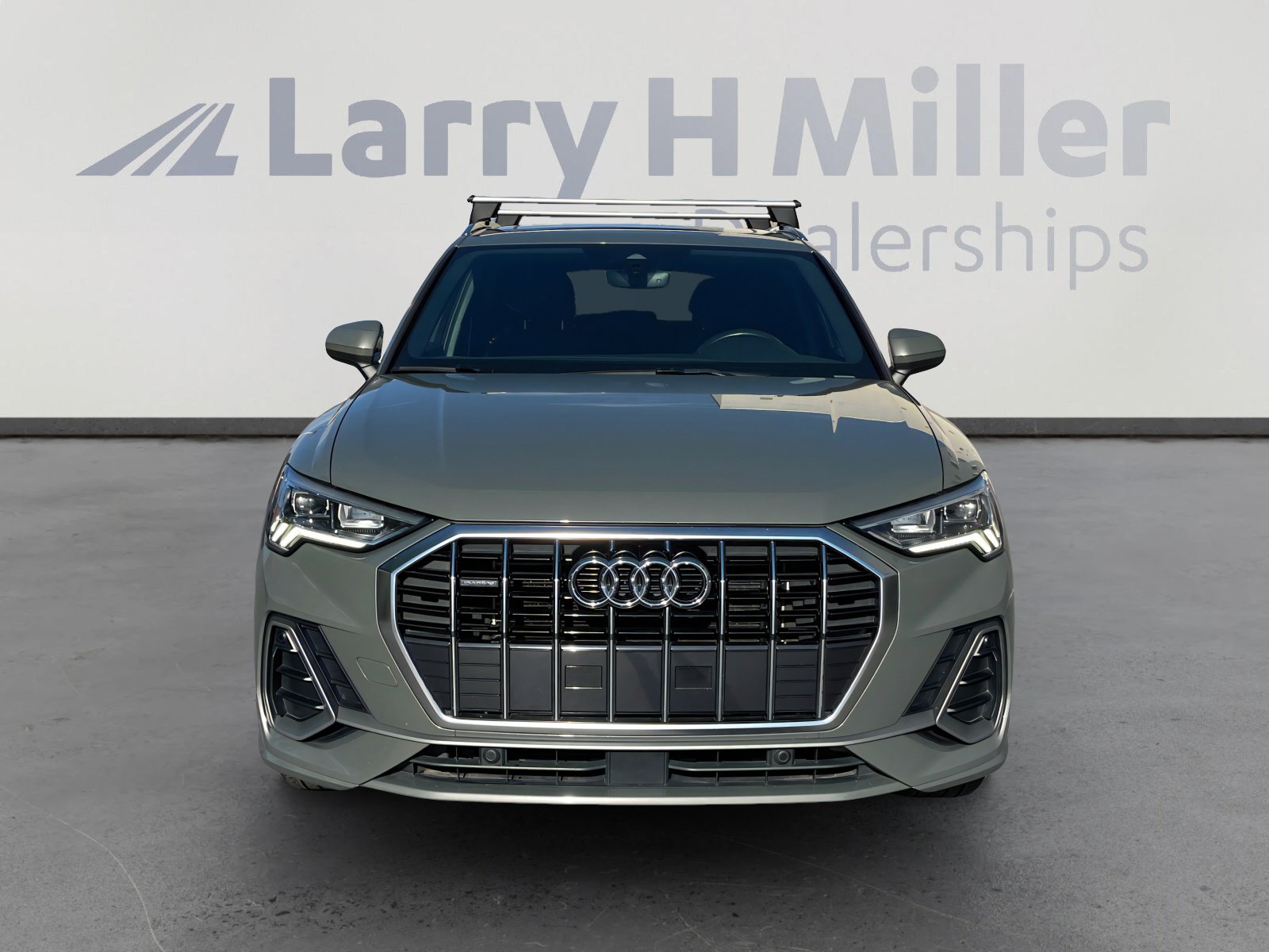 Used 2021 Audi Q3 2.0T Premium Plus w/ Premium Plus Package AWD/4WD image 8