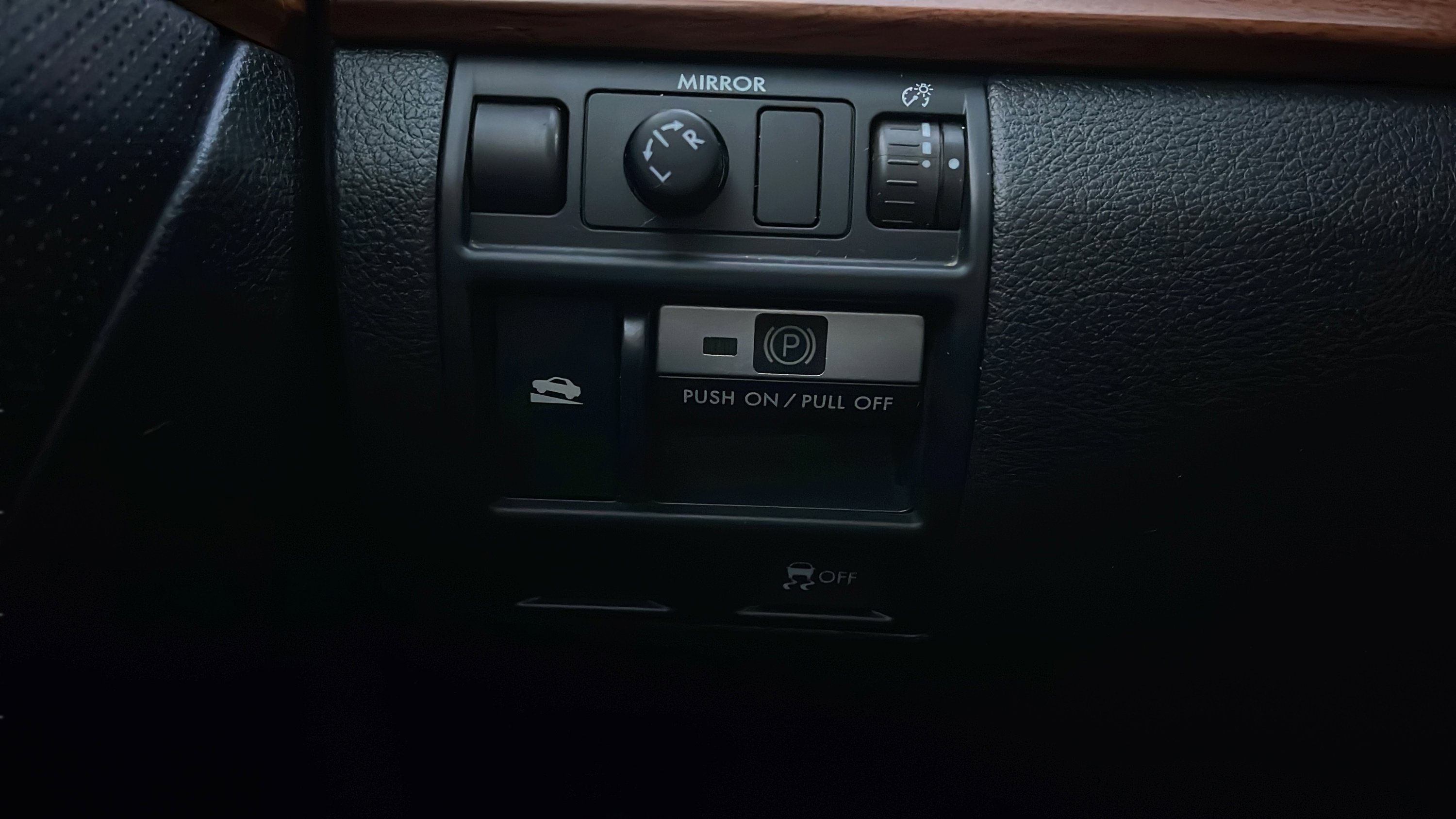 Used 2014 Subaru Outback 2.5i Limited w/ Moonroof Package image 17