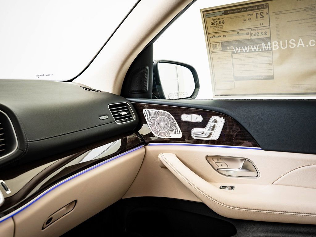 New 2026 Mercedes-Benz GLS 450 4MATIC image 32