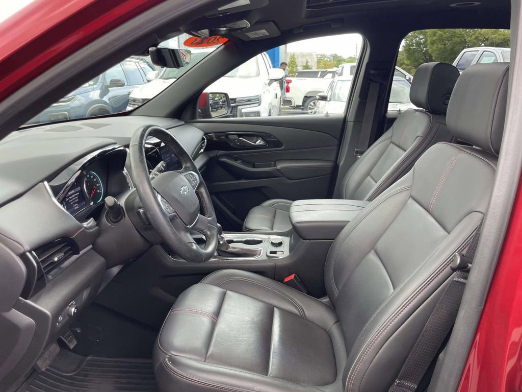 Used 2023 Chevrolet Traverse RS AWD/4WD image 13