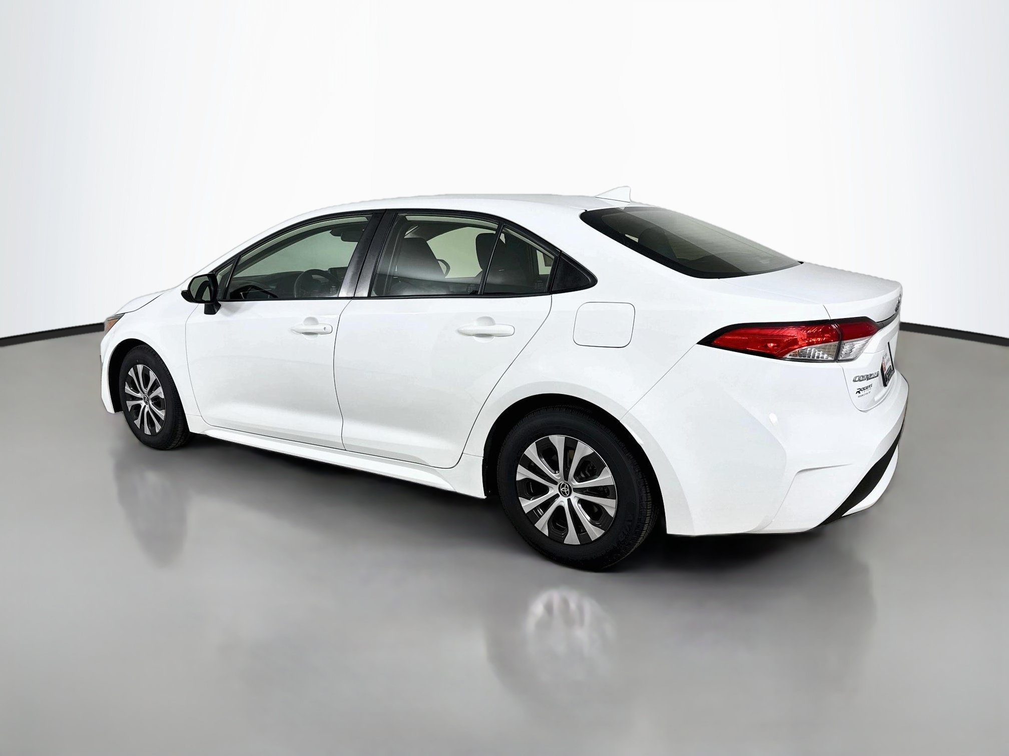 Certified 2022 Toyota Corolla LE FWD image 6