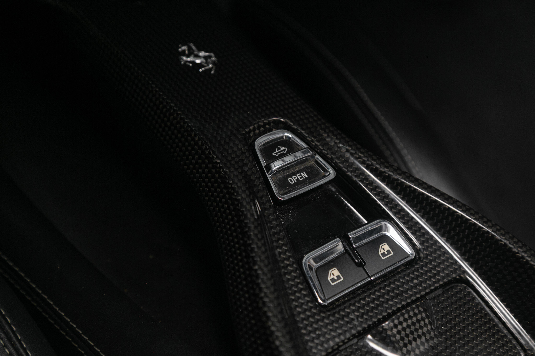 Used 2012 Ferrari California image 48