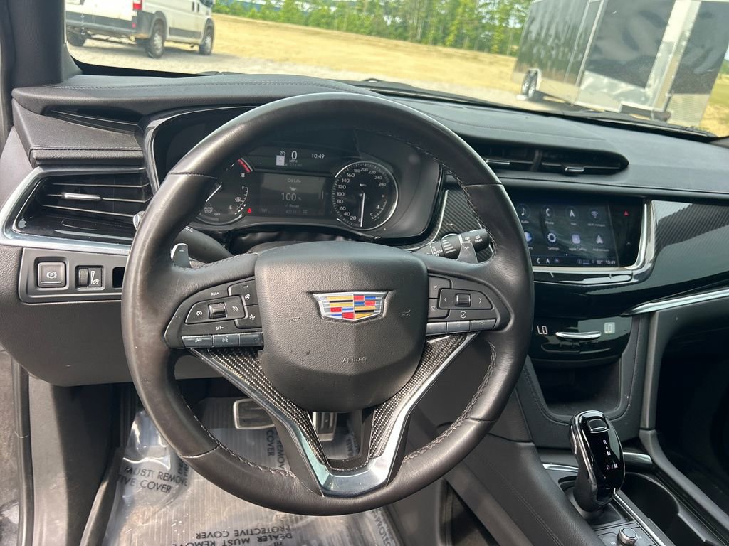 Used 2023 Cadillac XT6 Sport image 15