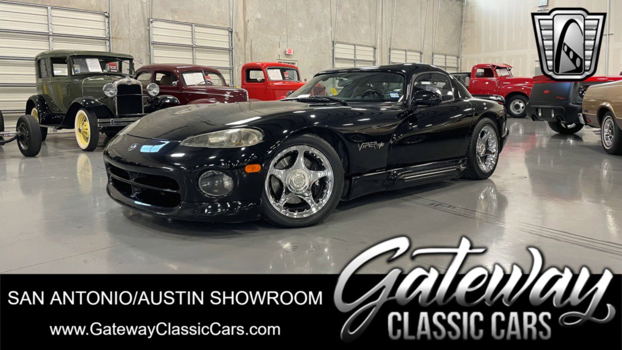 Used 1994 Dodge Viper RT/10 image 1