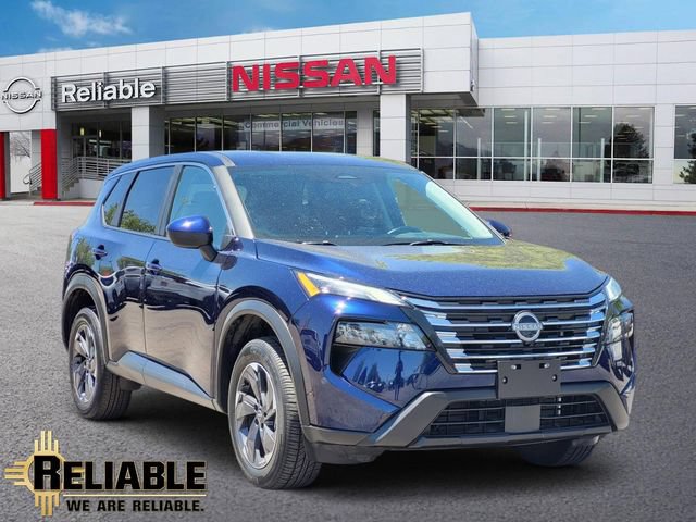 Certified 2025 Nissan Rogue SV FWD image 1