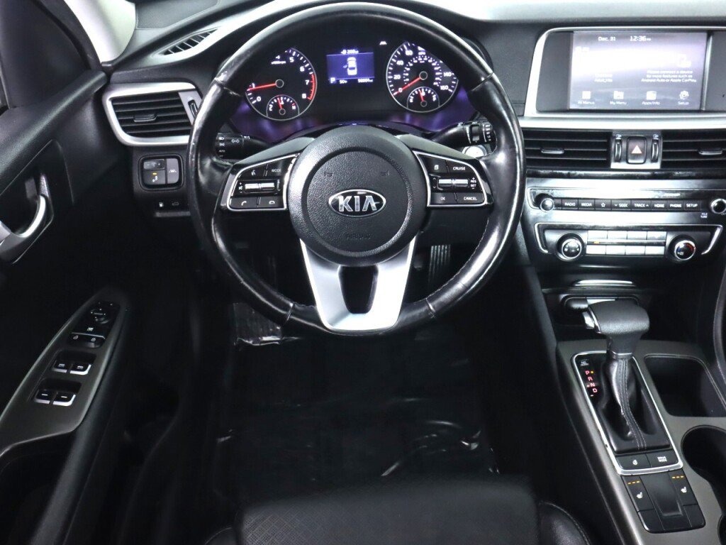 Used 2020 Kia Optima SE image 33