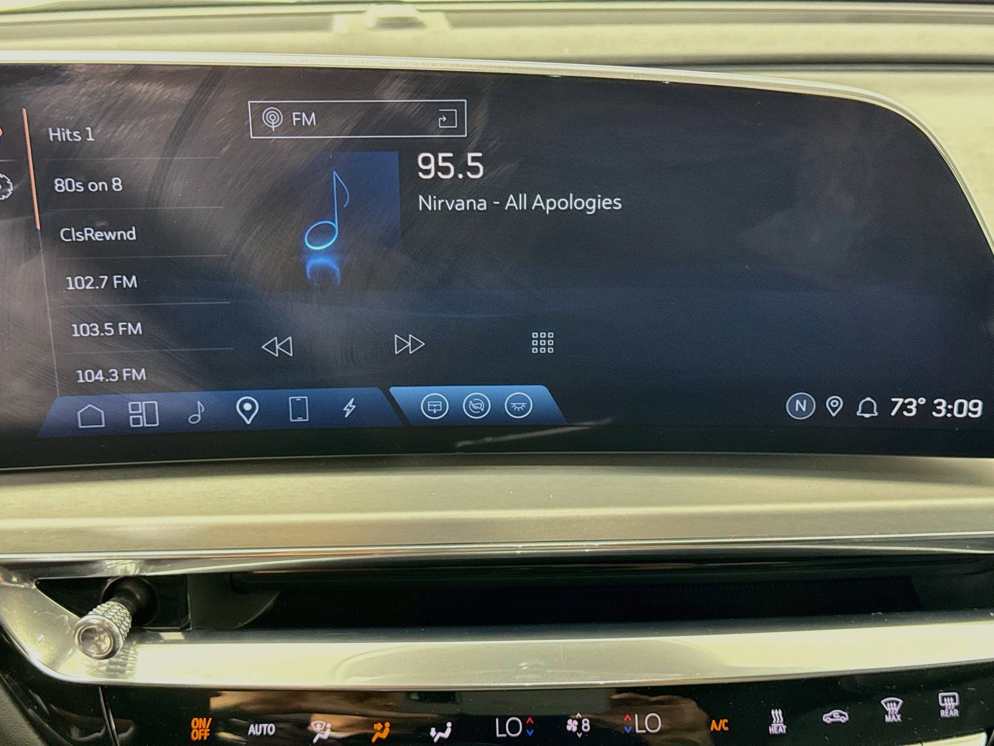 Used 2023 Cadillac Lyriq 2WD image 17