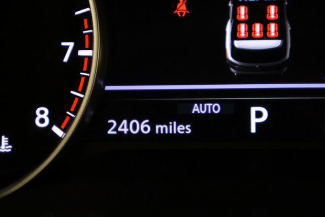 Certified 2025 Nissan Pathfinder SV w/ SV Premium Package image 14