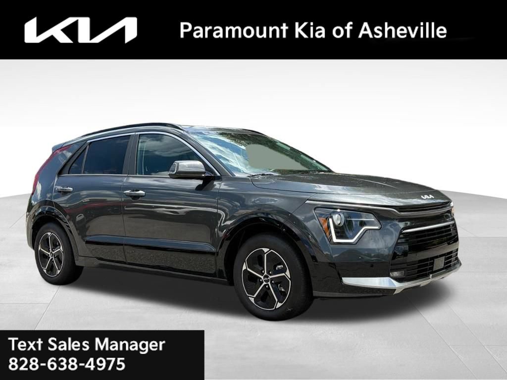 Certified 2025 Kia Niro