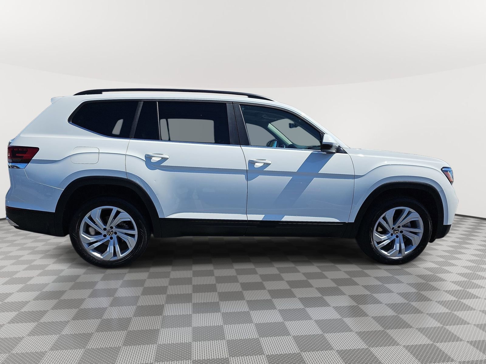 Used 2022 Volkswagen Atlas SE AWD/4WD image 4