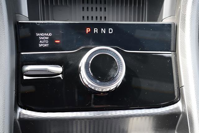 New 2026 Jeep Grand Cherokee Laredo image 25