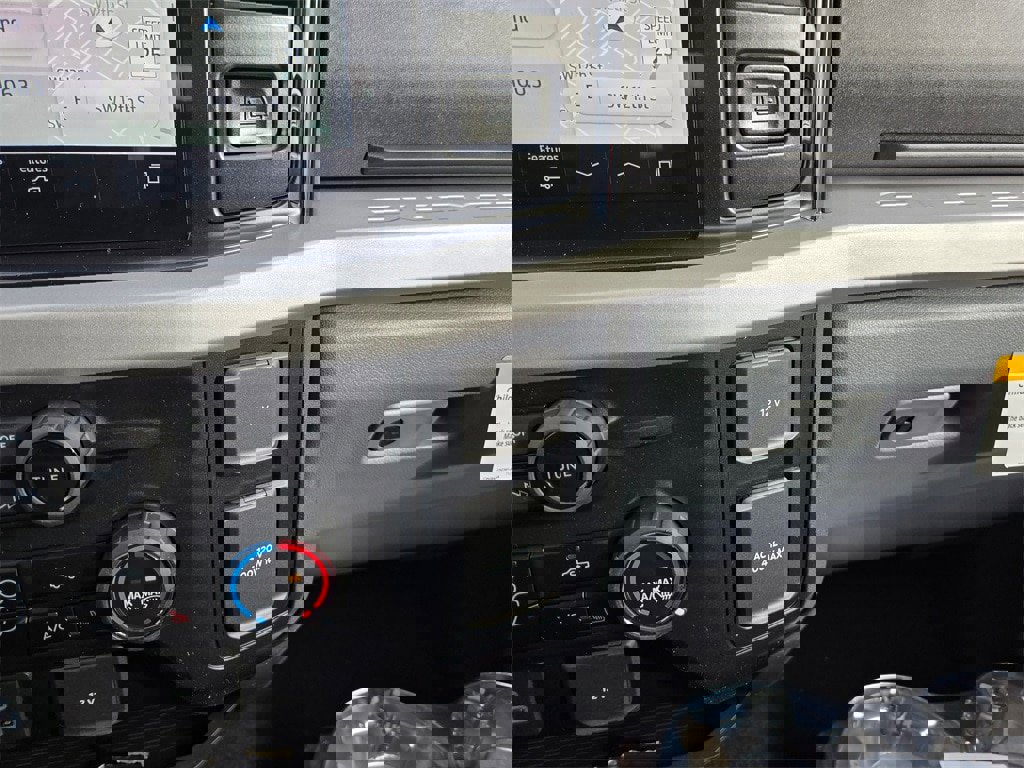 New 2026 Ford F350 XLT w/ XLT Premium Package image 19