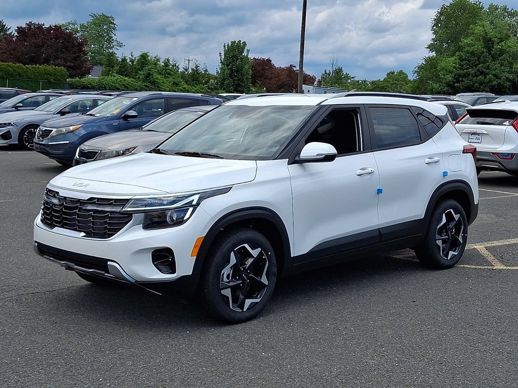New 2026 Kia Seltos S AWD/4WD image 2