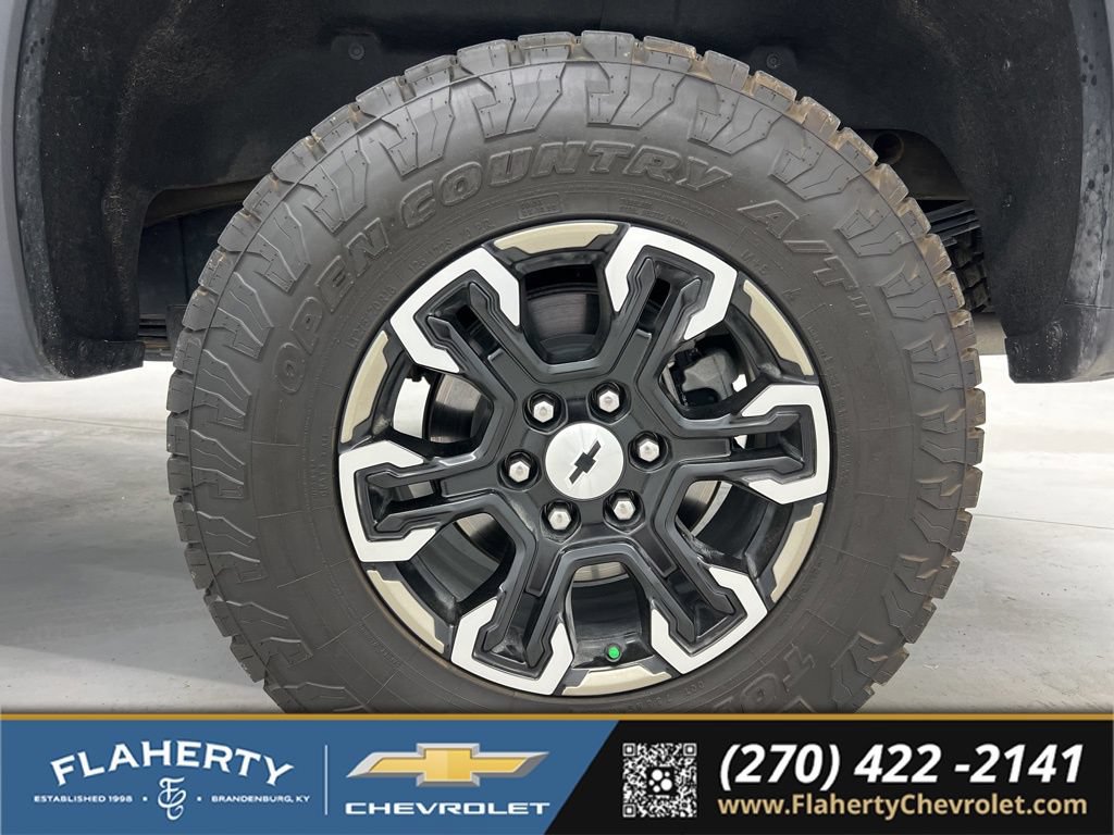 Used 2024 Chevrolet Silverado 1500 ZR2 w/ Technology Package AWD/4WD image 20
